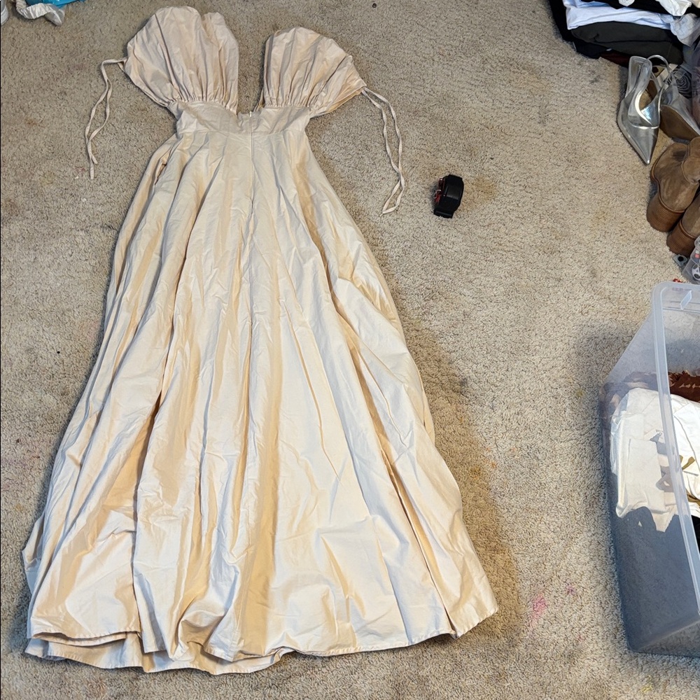 Andrea Iyamah Cream Xena Dress - Picture 4 of 4